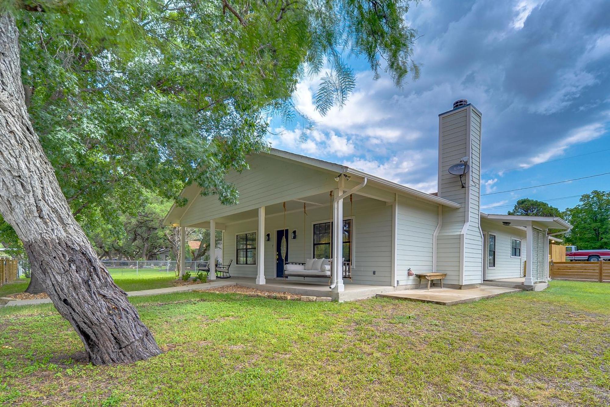 Camp WoodTexas Hill Country Retreat - Walk To Nueces River!别墅 外观 照片